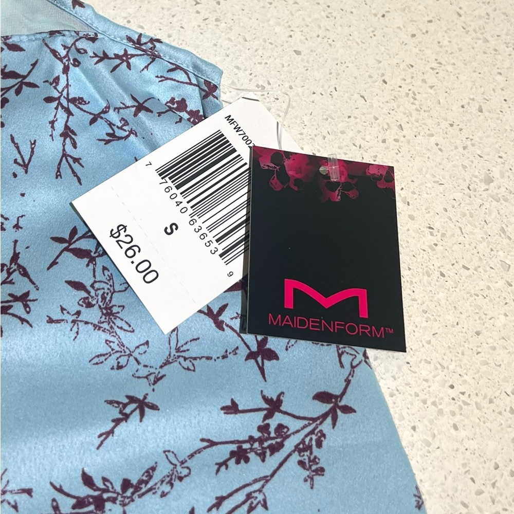 NWT Maidenform Light Blue Floral Camisole with Mesh Detailing